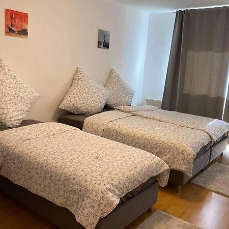 Beste Lage In Rostock: 2-Zimmerwohnung Mit Balkon Im 1.Og Extérieur photo