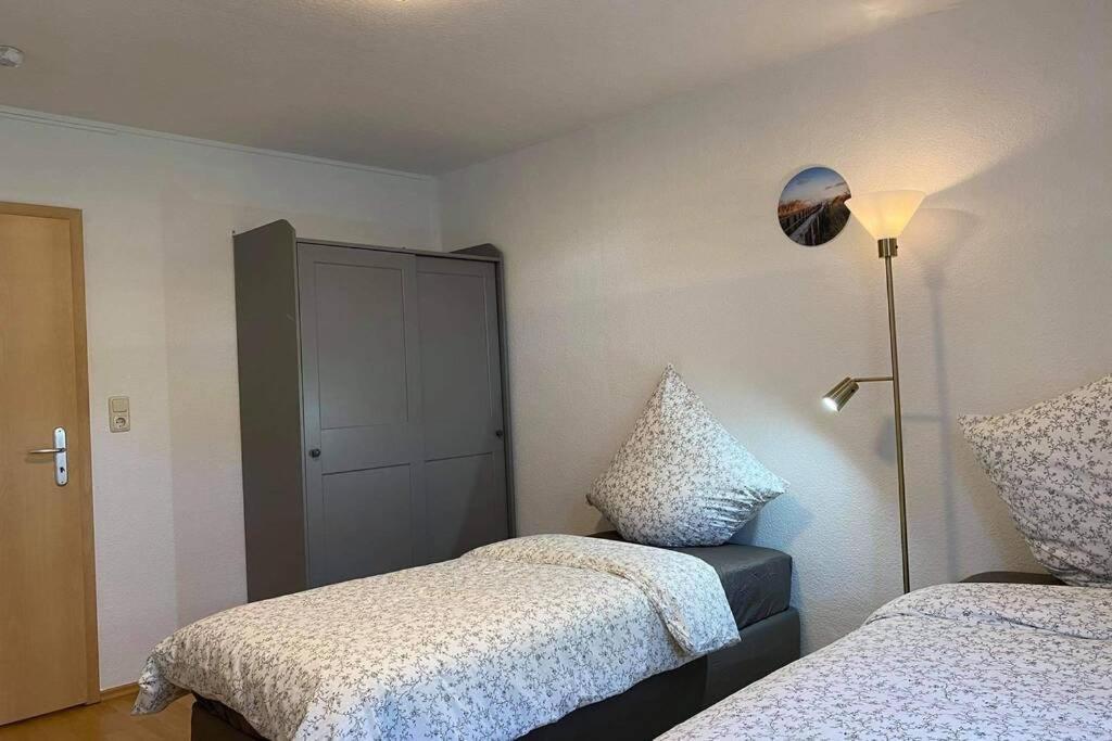 Beste Lage In Rostock: 2-Zimmerwohnung Mit Balkon Im 1.Og Extérieur photo