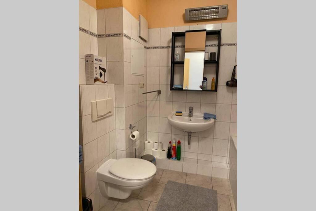 Beste Lage In Rostock: 2-Zimmerwohnung Mit Balkon Im 1.Og Extérieur photo