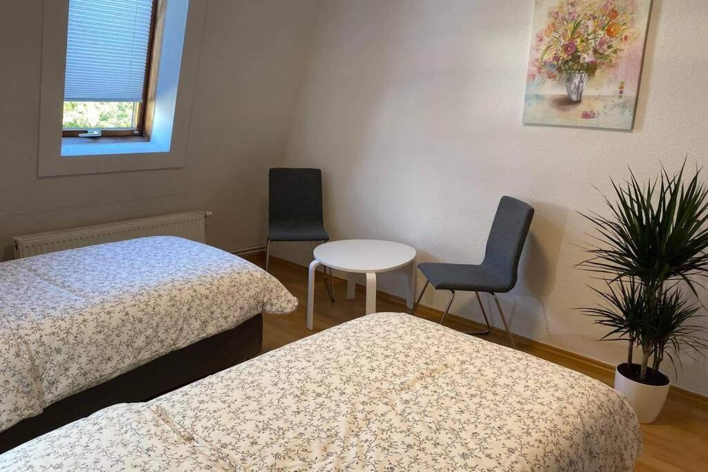 Beste Lage In Rostock: 2-Zimmerwohnung Mit Balkon Im 1.Og Extérieur photo